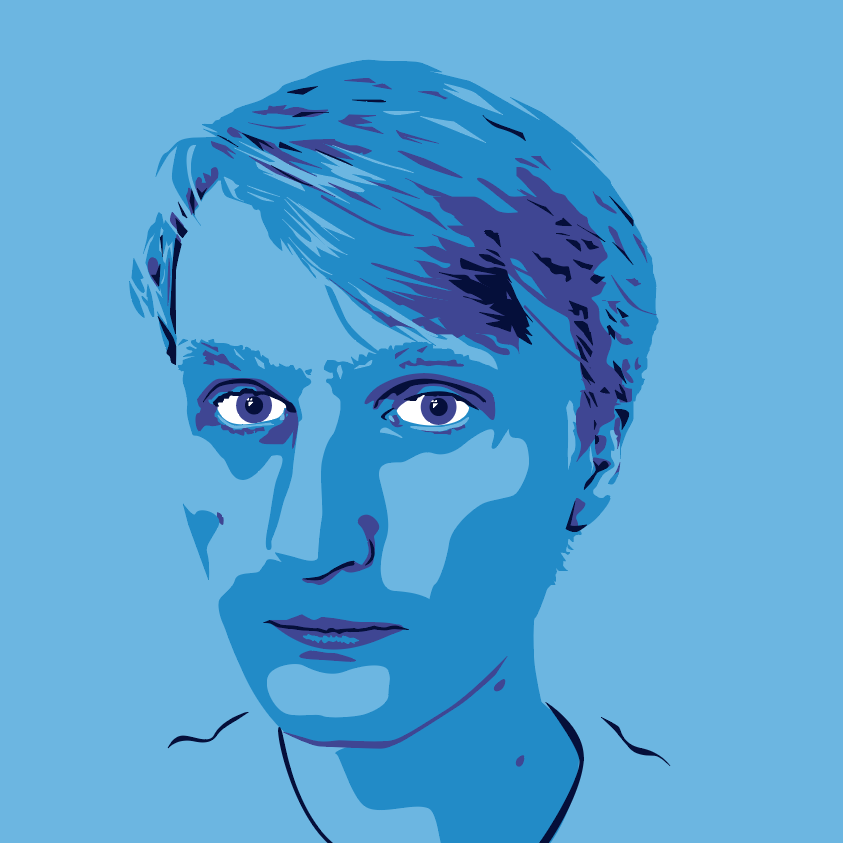 Portret stylizowany na pop-art, przedstawiający młodego mężczyznę o niebieskich oczach i krótkich, ciemniejszych włosach, na jasnoniebieskim tle.