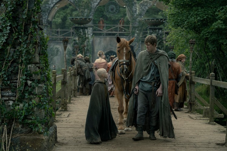 Rycerz Siedmiu Królestw odnosi sukces dzięki esencji fantasy, nie politycznym deklaracjom